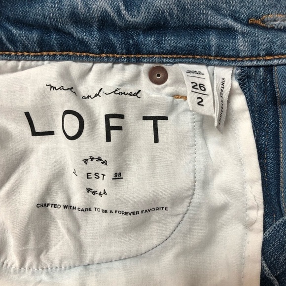 Loft Embroidered Flower Jeans Size 26 - Picture 4 of 9